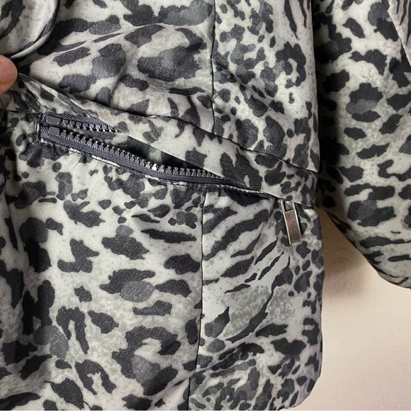 Jones New York Sport Puffer Zip-Up Jacket Gray Animal Print - Picture 5 of 8